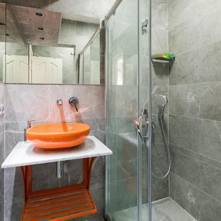 Cute 1 W Ac 300 Meters To Istiklal Street Apartamento *
