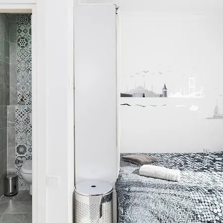 Cute 1 W Ac 300 Meters To Istiklal Street Apartamento